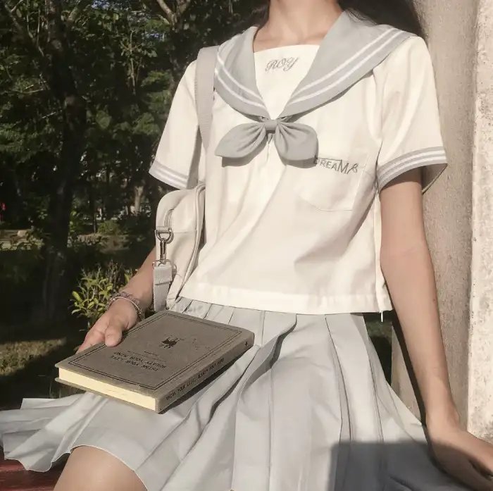 跨越8年的新娘